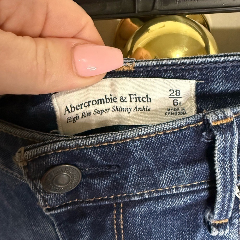 Bundle 2 Abercrombie & Fitch Women's Jeans Bundle Size 28 High Rise Skinny - Picture 2 of 6